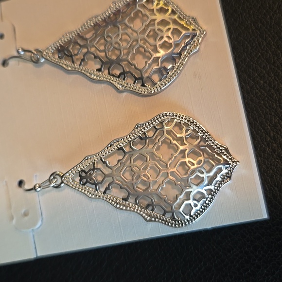 NEW Kendra Scott Addie Silver Filigree Earrings - Picture 2 of 4